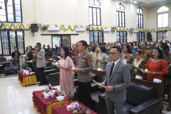 Polres Langkat Gelar Ibadah Perayaan Natal - Nusaberita