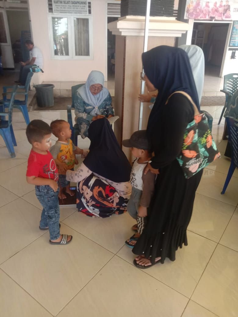 Desa DaDap Kuning Mengadakan Kegiatan Posyandu Belita Di Balai Desa - Nusaberita